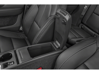 2023 Volvo XC40 Ultimate Bright Theme