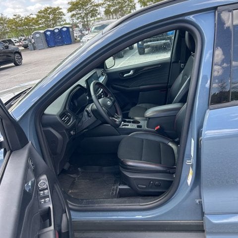2025 Ford Escape ST-Line Elite