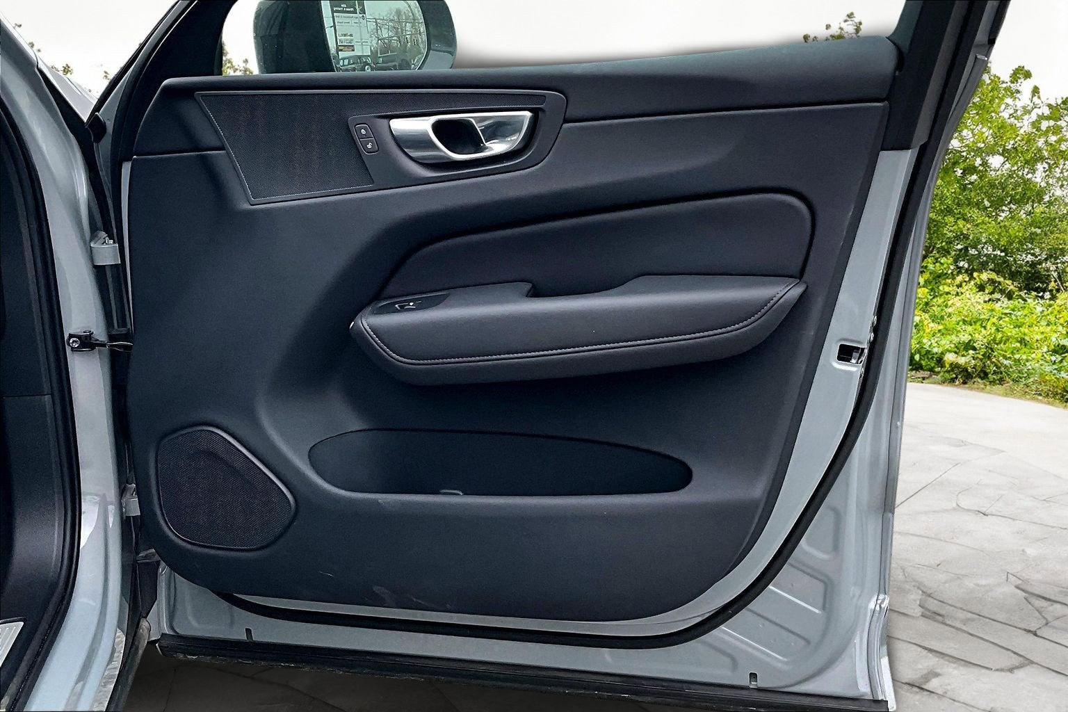 2025 Volvo XC60 Plus