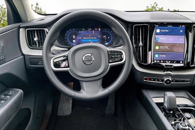 2025 Volvo XC60 Plus