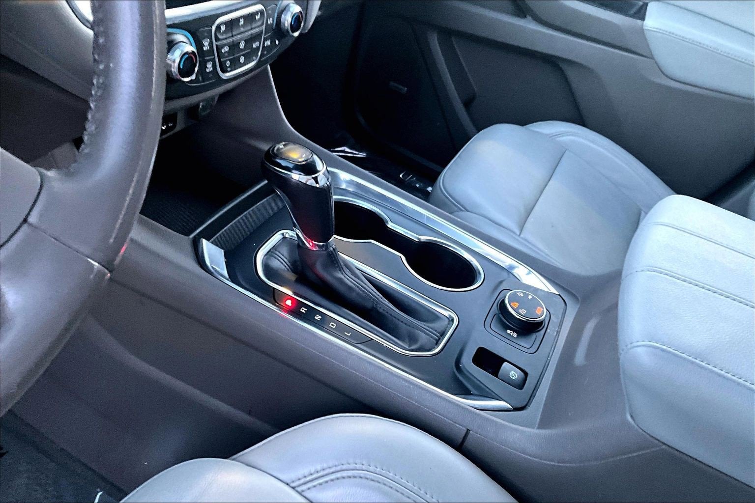 2018 Chevrolet Traverse LT Leather