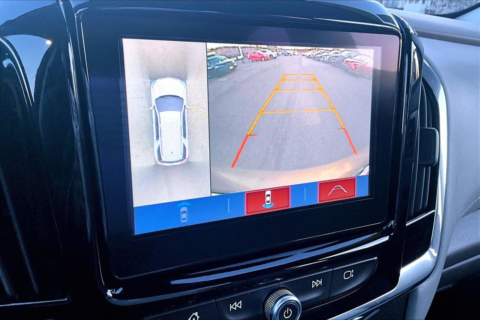 2018 Chevrolet Traverse LT Leather