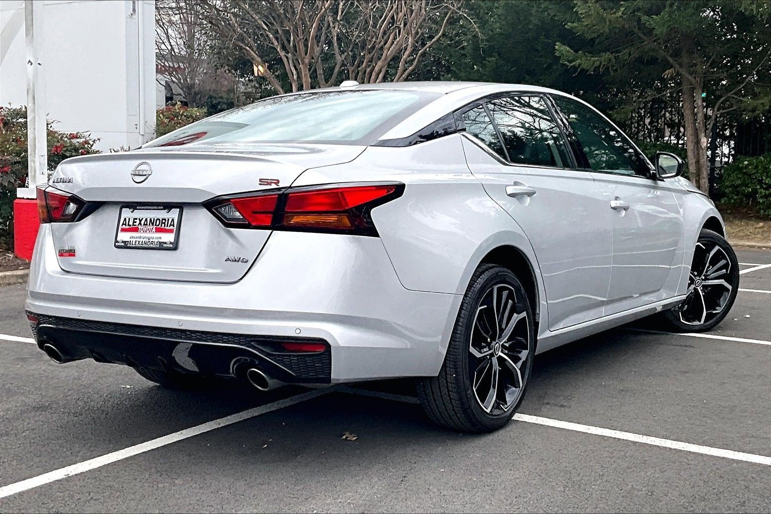 2025 Nissan Altima SR