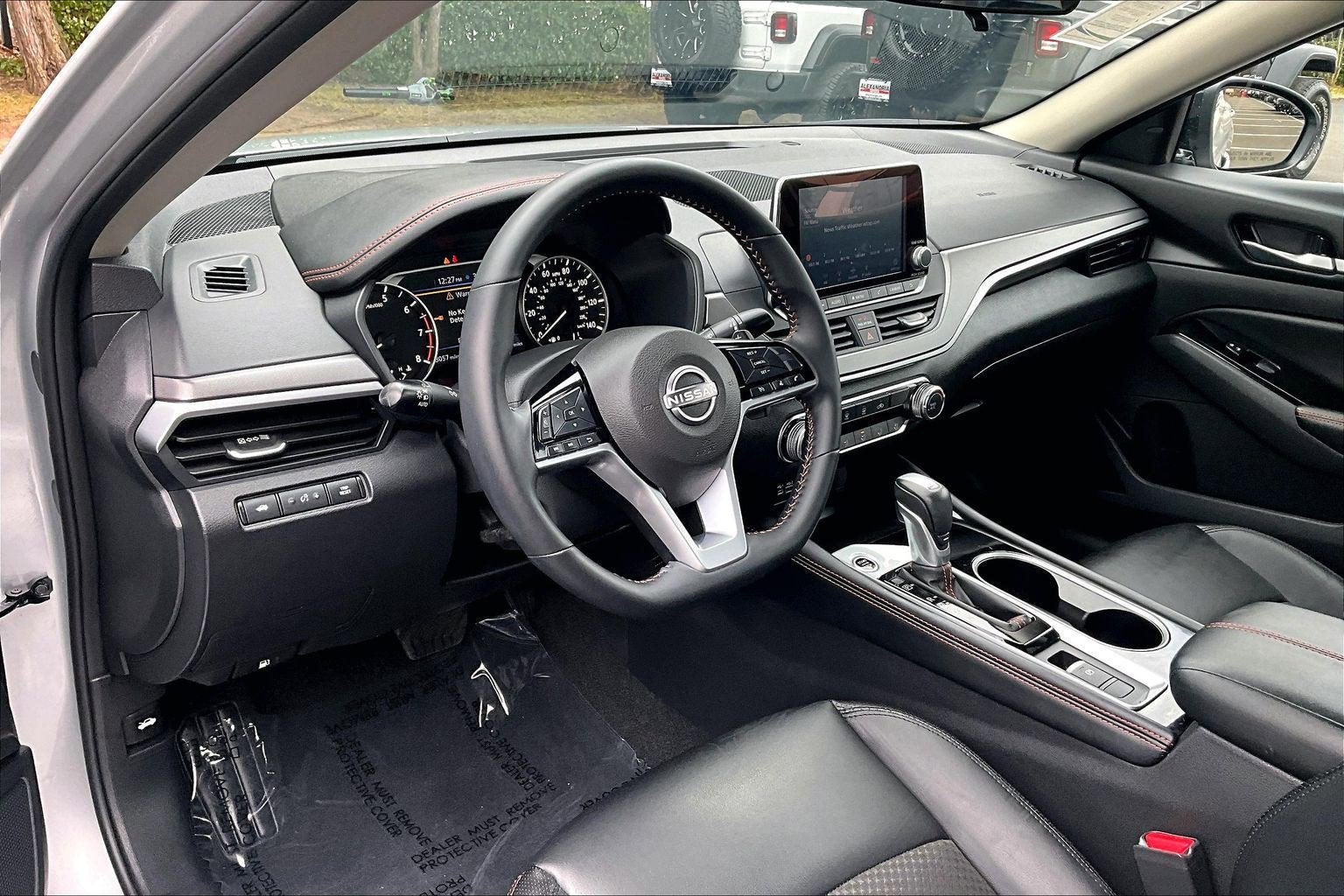 2025 Nissan Altima SR