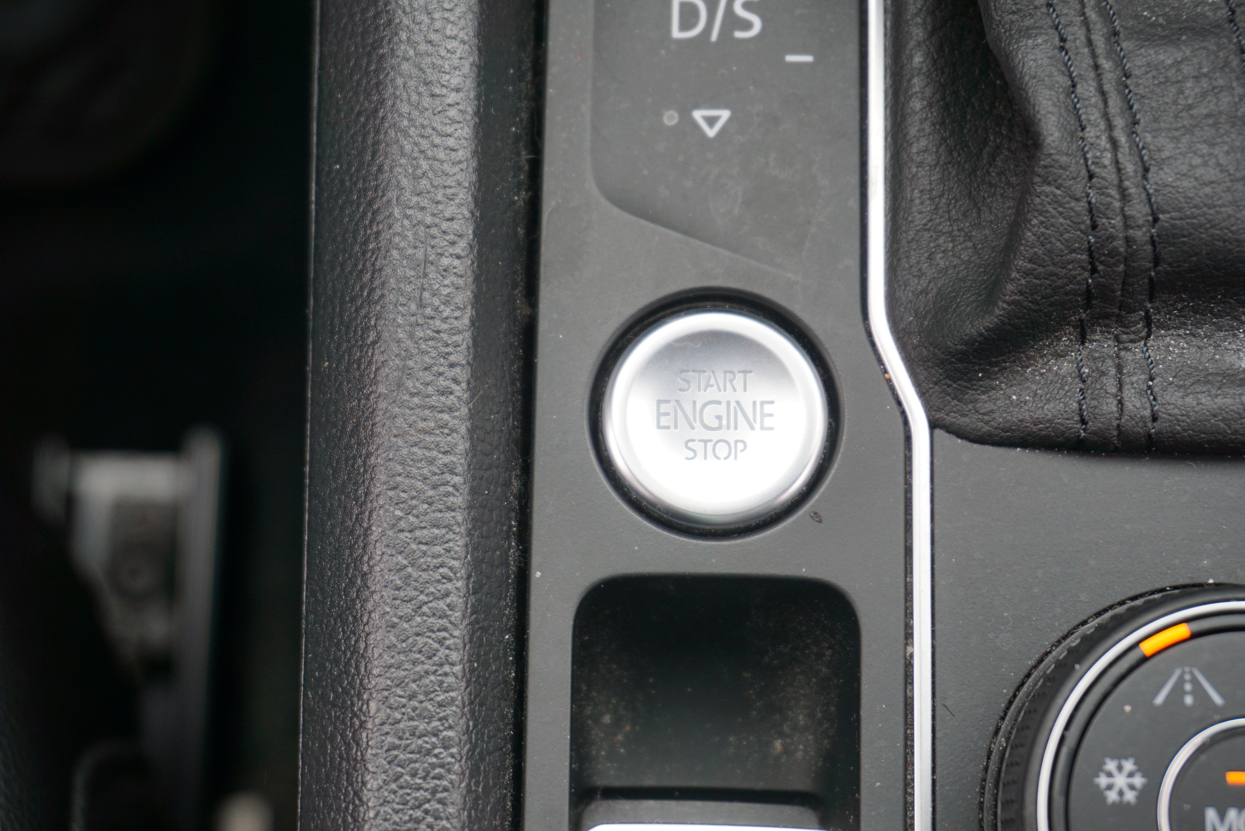 2019 Volkswagen Atlas 3.6L V6 SEL Premium