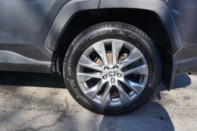 2024 Toyota RAV4 XLE Premium