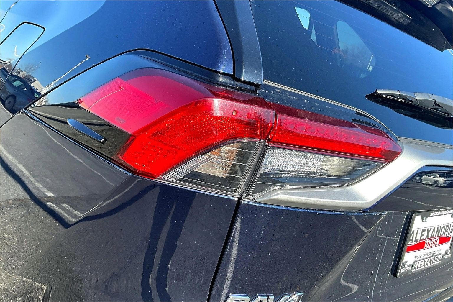 2019 Toyota RAV4 Hybrid XSE