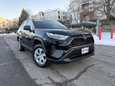 2024 Toyota RAV4 LE