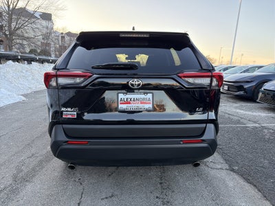 2024 Toyota RAV4 LE