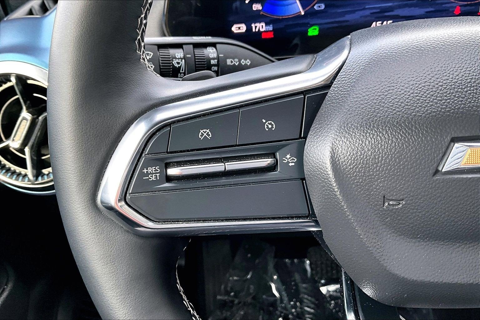 2024 Chevrolet Equinox EV LT