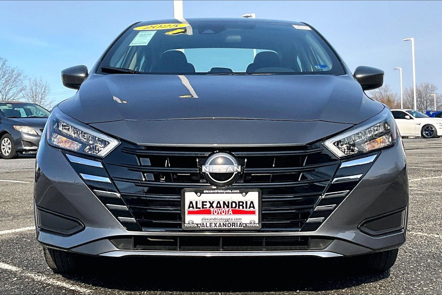 2025 Nissan Versa SV