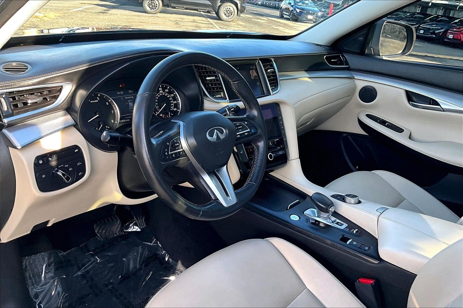 2021 INFINITI QX50 LUXE