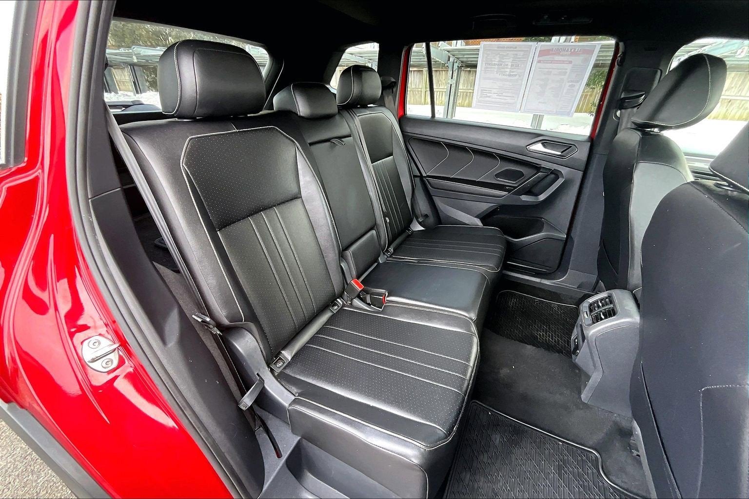 2024 Volkswagen Tiguan SE R-Line Black