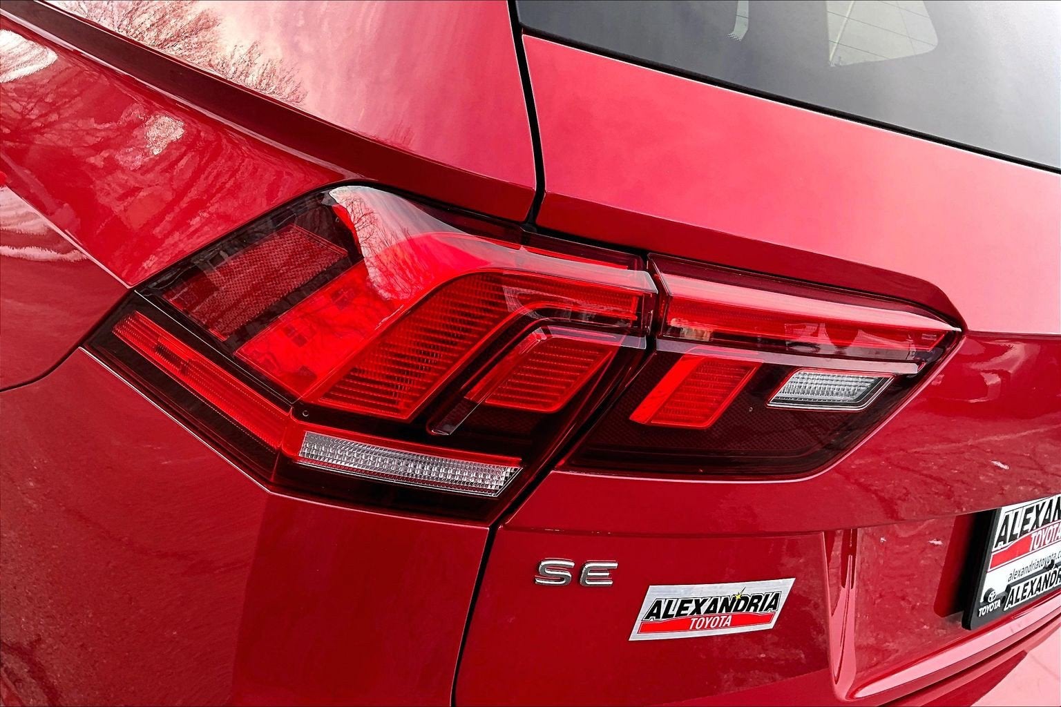 2024 Volkswagen Tiguan SE R-Line Black