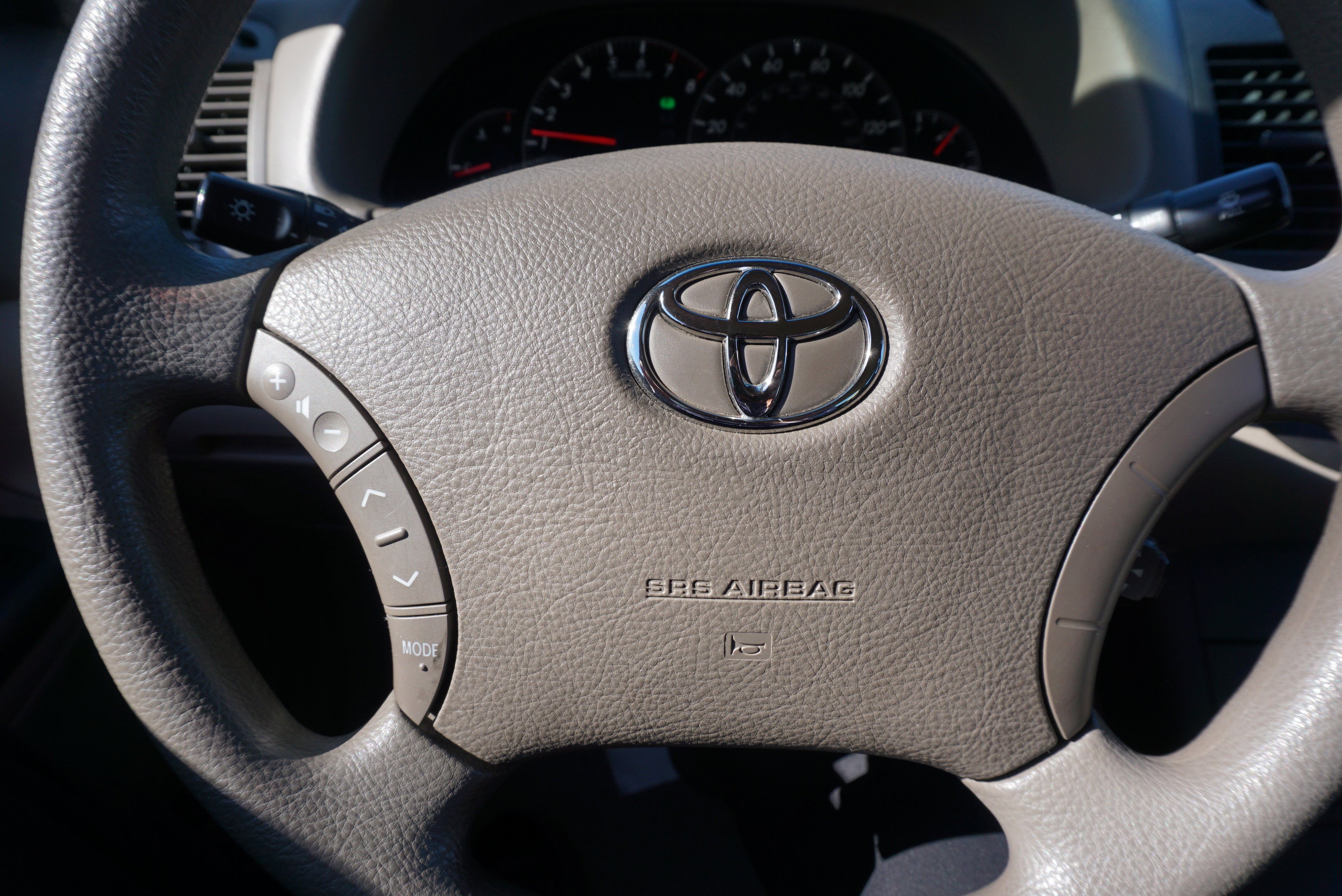 2006 Toyota Camry LE