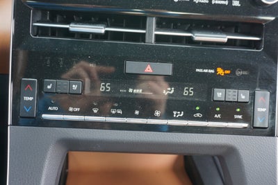 2019 Toyota Avalon Base