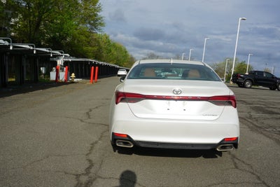 2019 Toyota Avalon Base