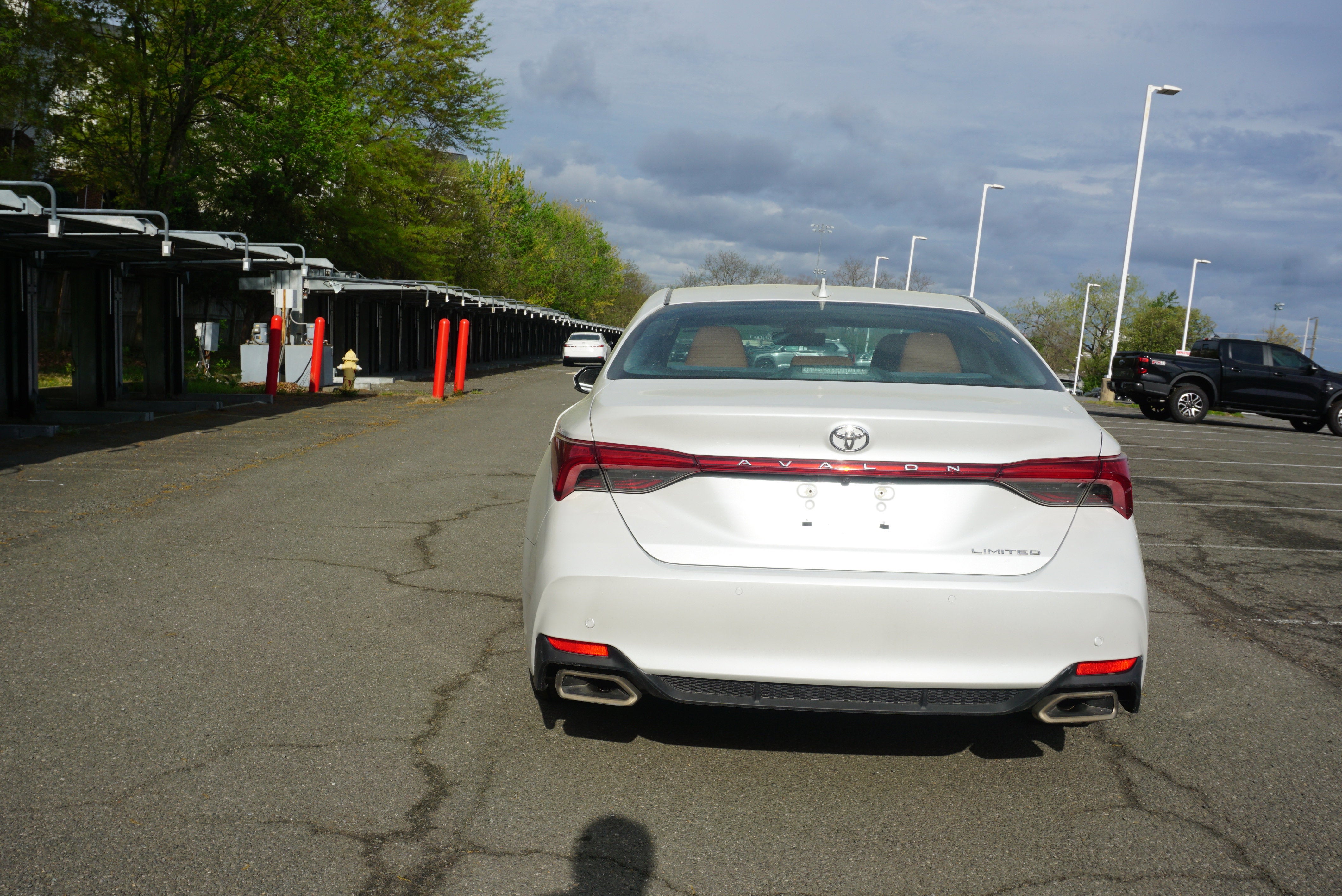 2019 Toyota Avalon Base
