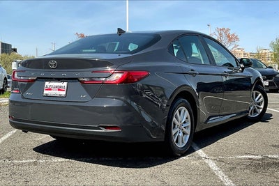 2025 Toyota Camry LE