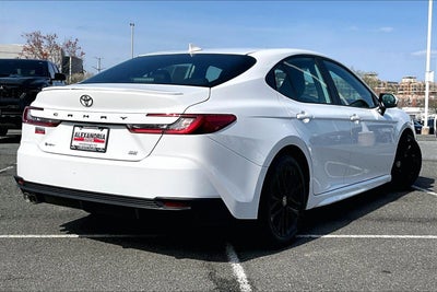 2025 Toyota Camry SE