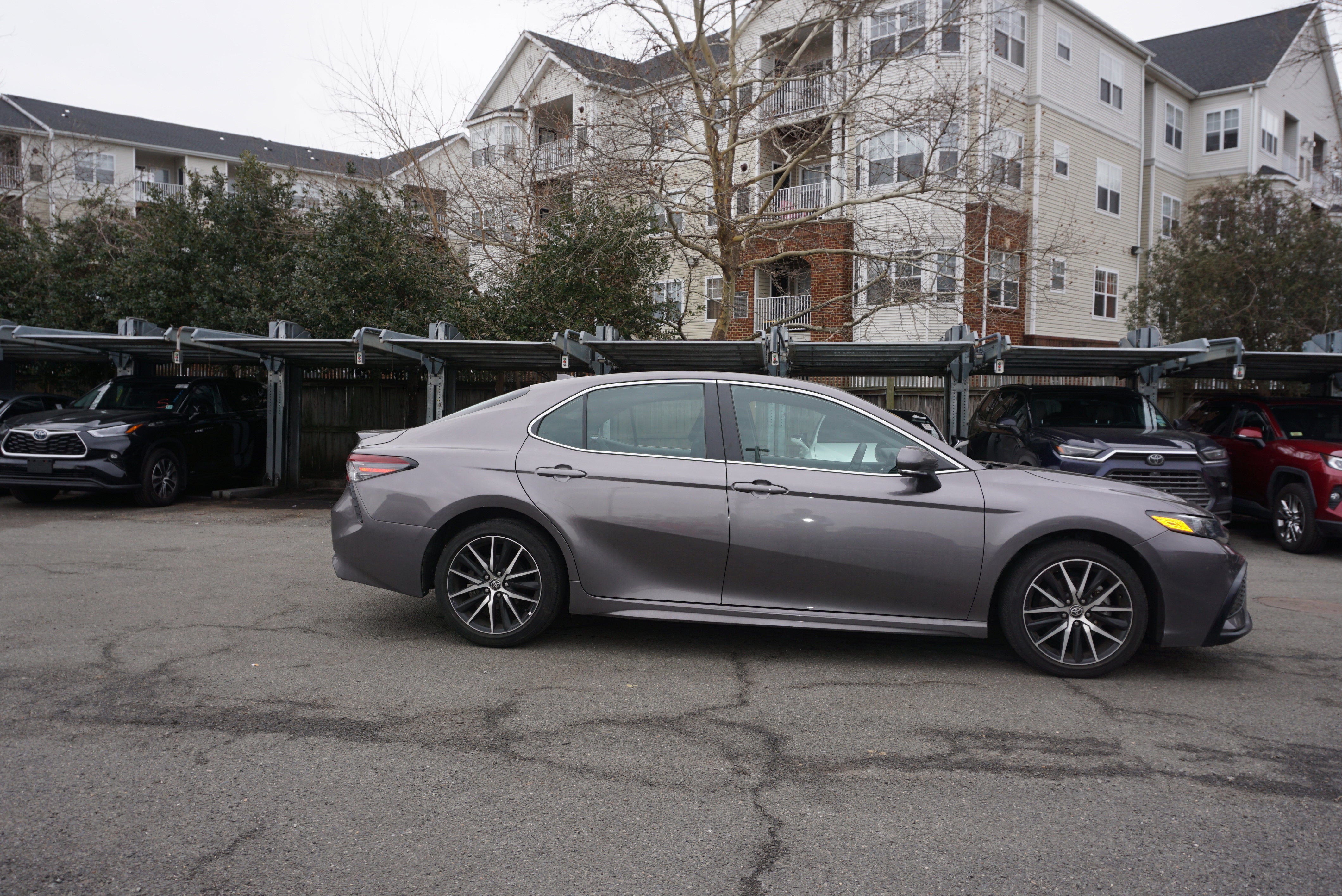 2024 Toyota Camry SE