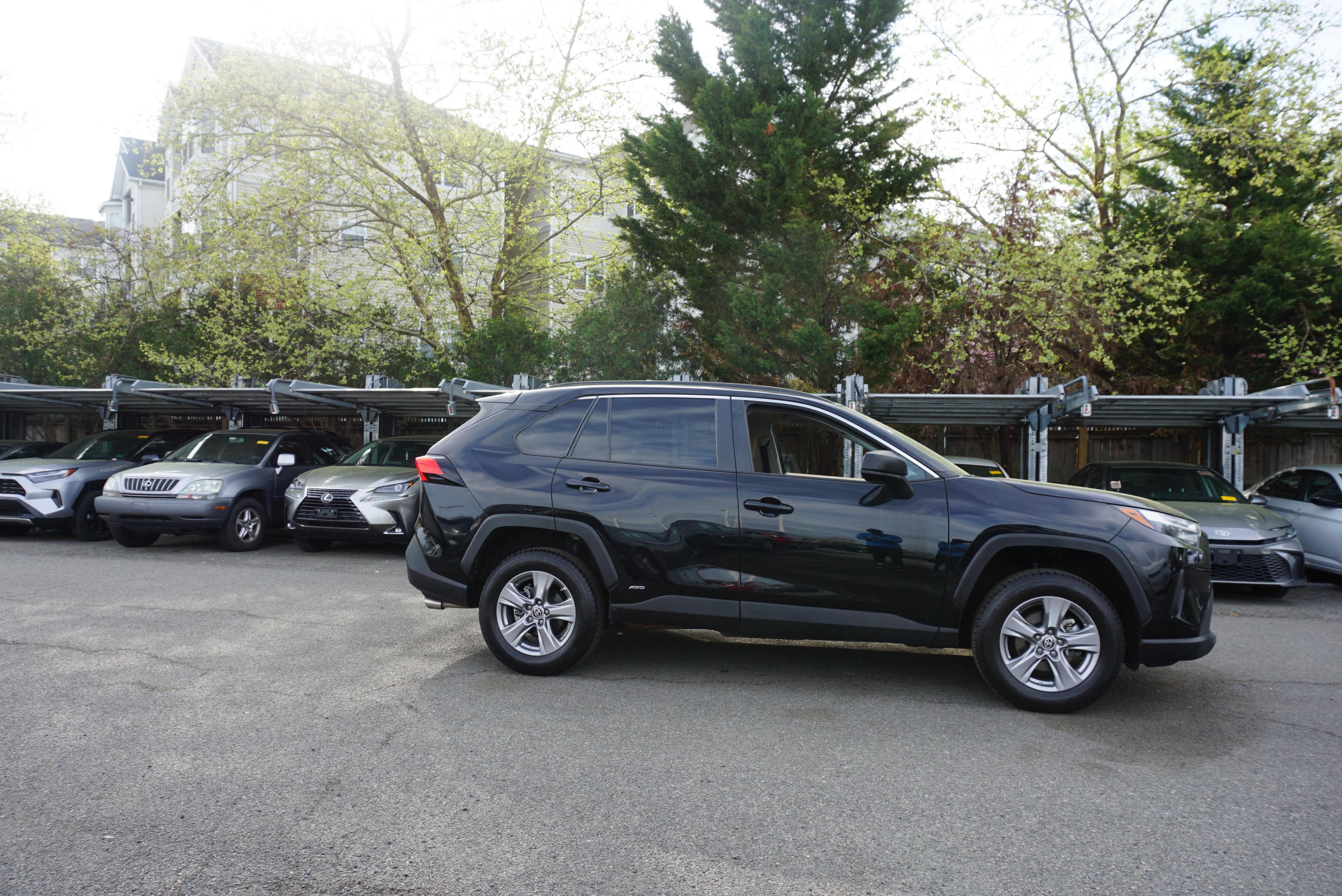 2023 Toyota RAV4 Hybrid LE