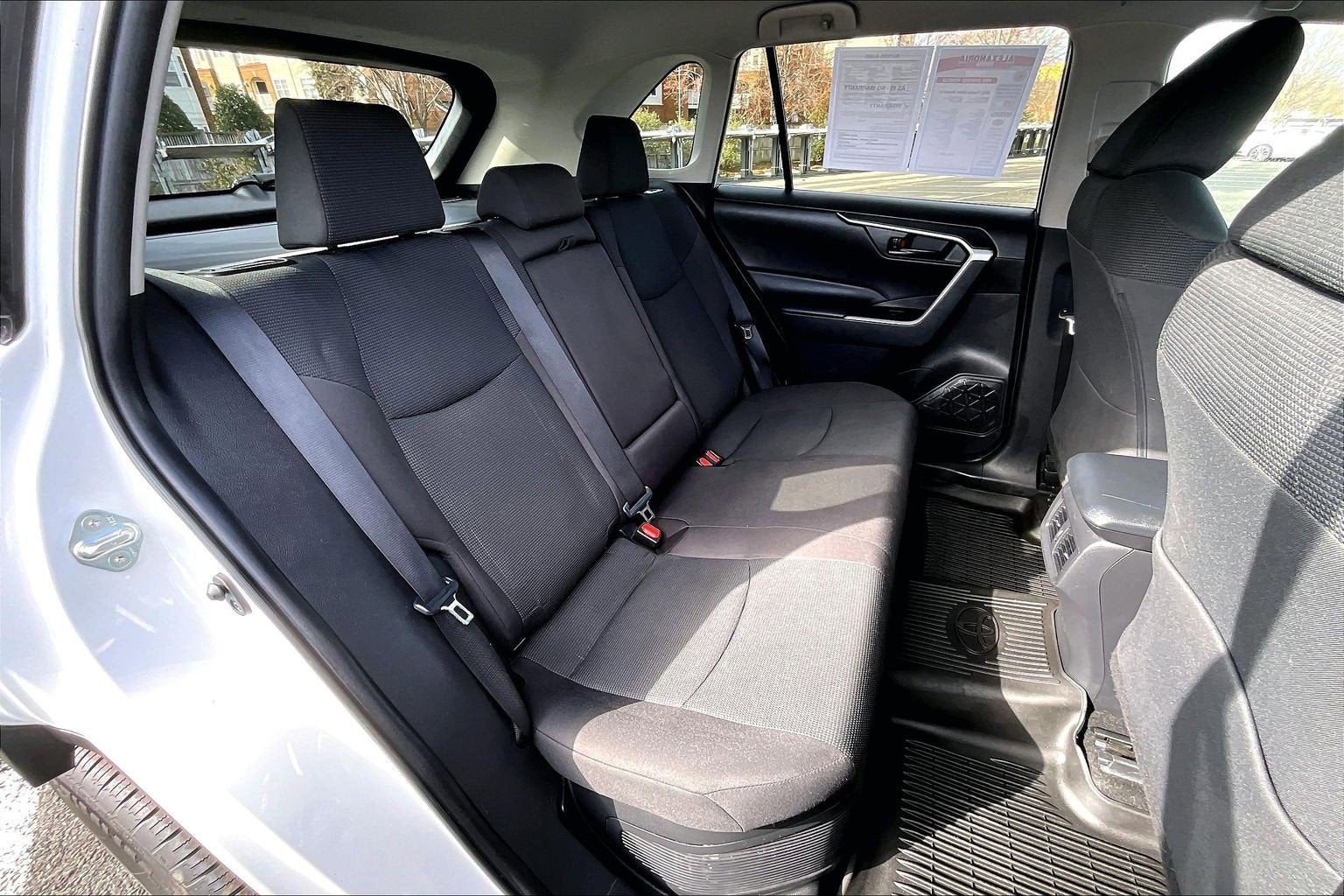 2021 Toyota RAV4 Hybrid LE