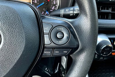 2022 Toyota RAV4 Hybrid LE