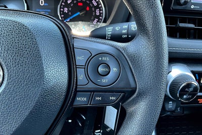 2022 Toyota RAV4 Hybrid LE