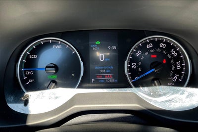 2022 Toyota RAV4 Hybrid LE