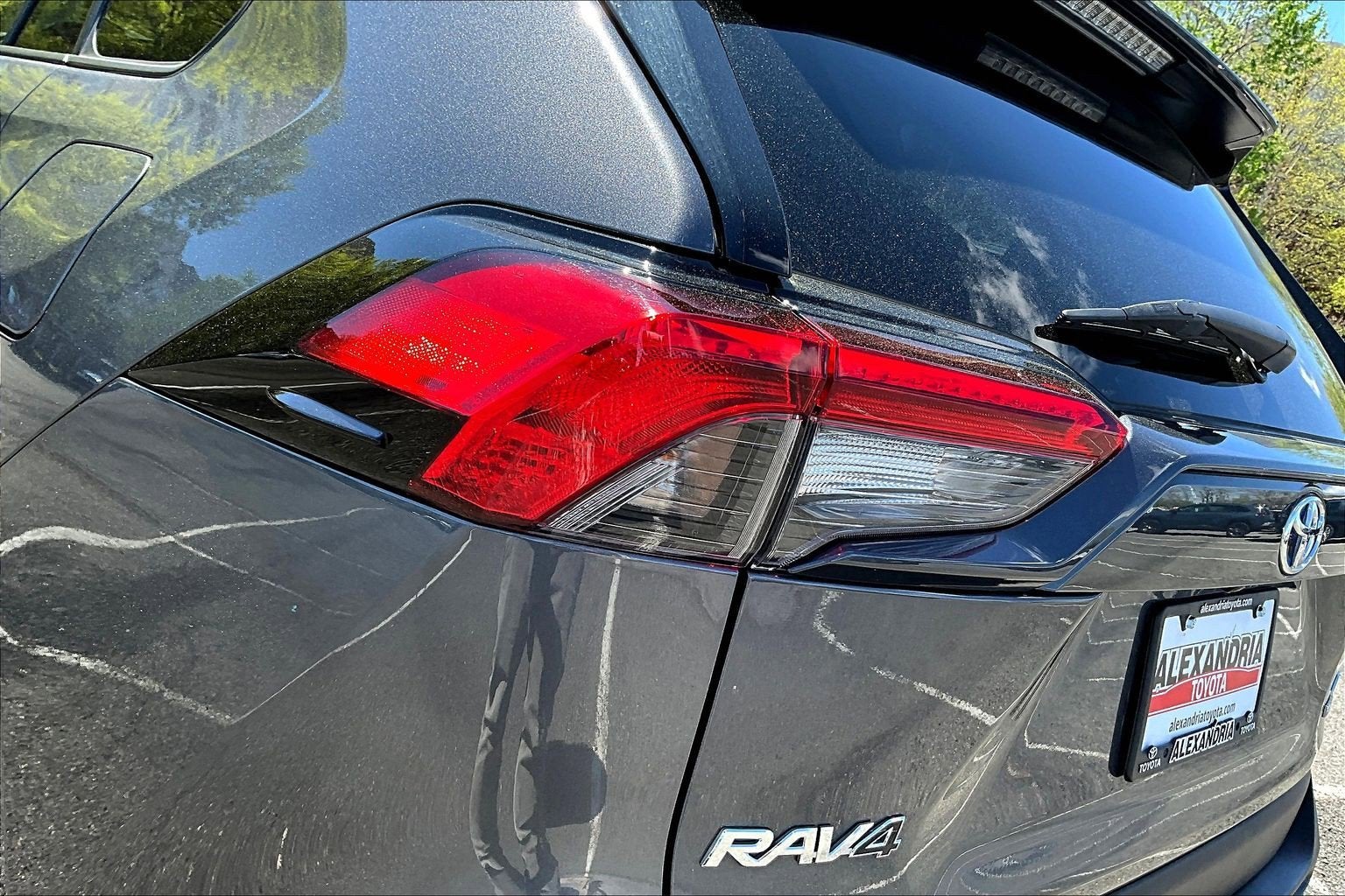 2022 Toyota RAV4 Hybrid LE