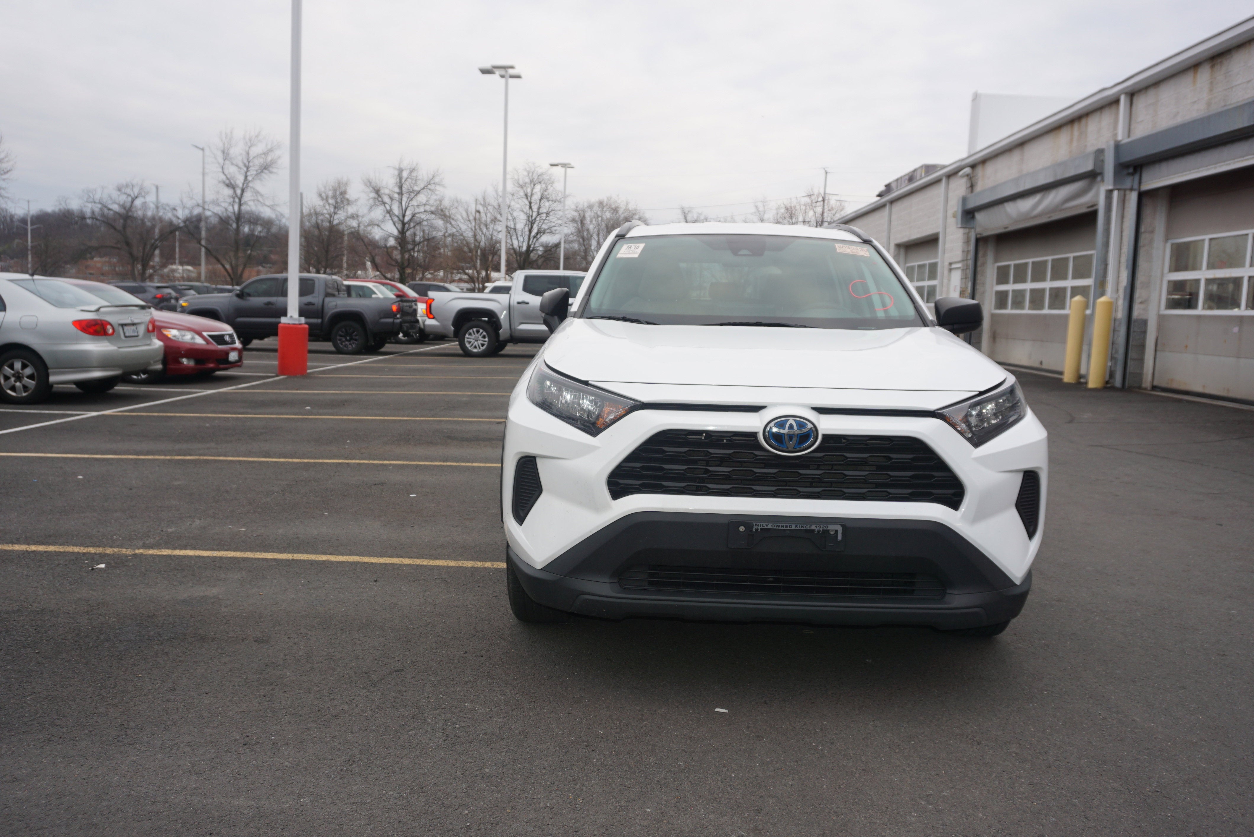 2022 Toyota RAV4 Hybrid LE