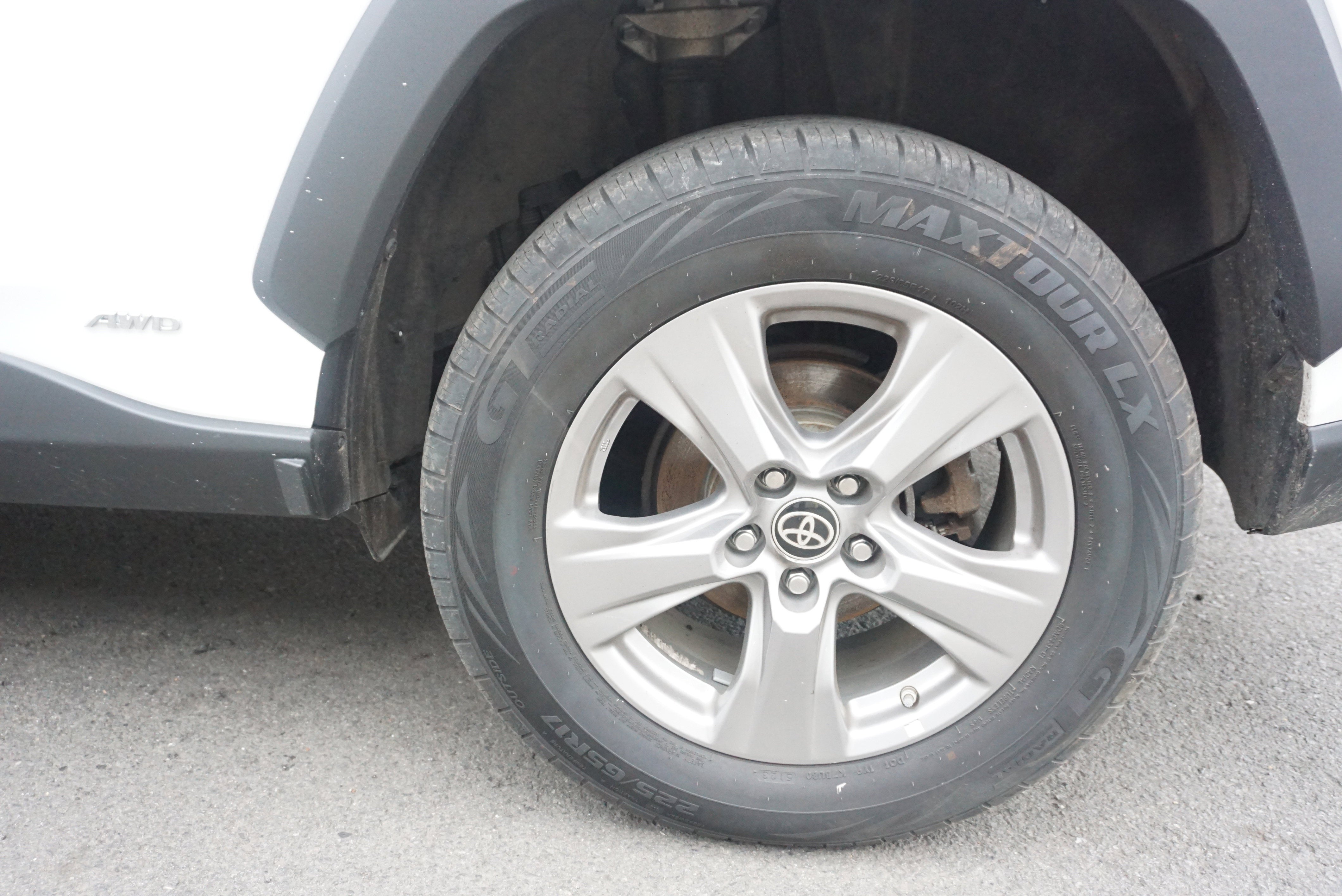 2022 Toyota RAV4 Hybrid LE