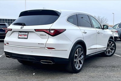 2023 Acura MDX w/Technology Package