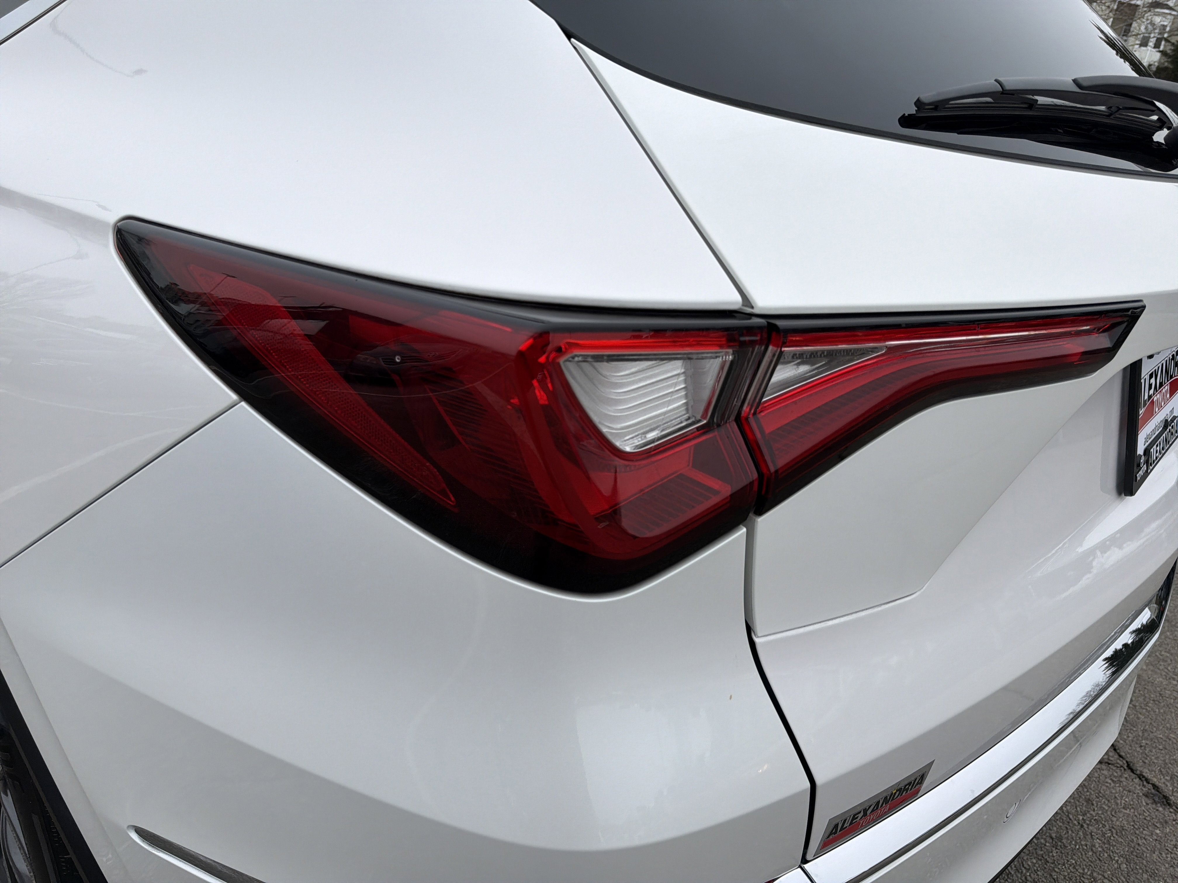 2023 Acura MDX w/Technology Package