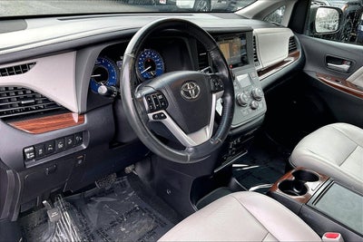 2015 Toyota Sienna Ltd Premium