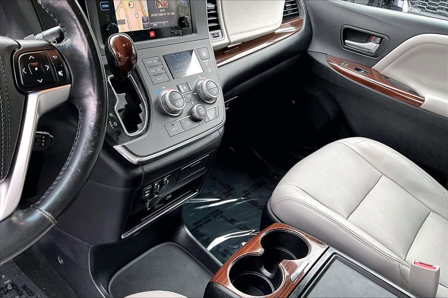 2015 Toyota Sienna Ltd Premium