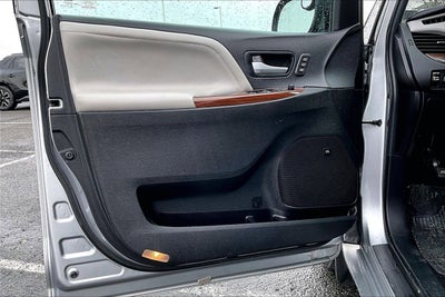 2015 Toyota Sienna Ltd Premium