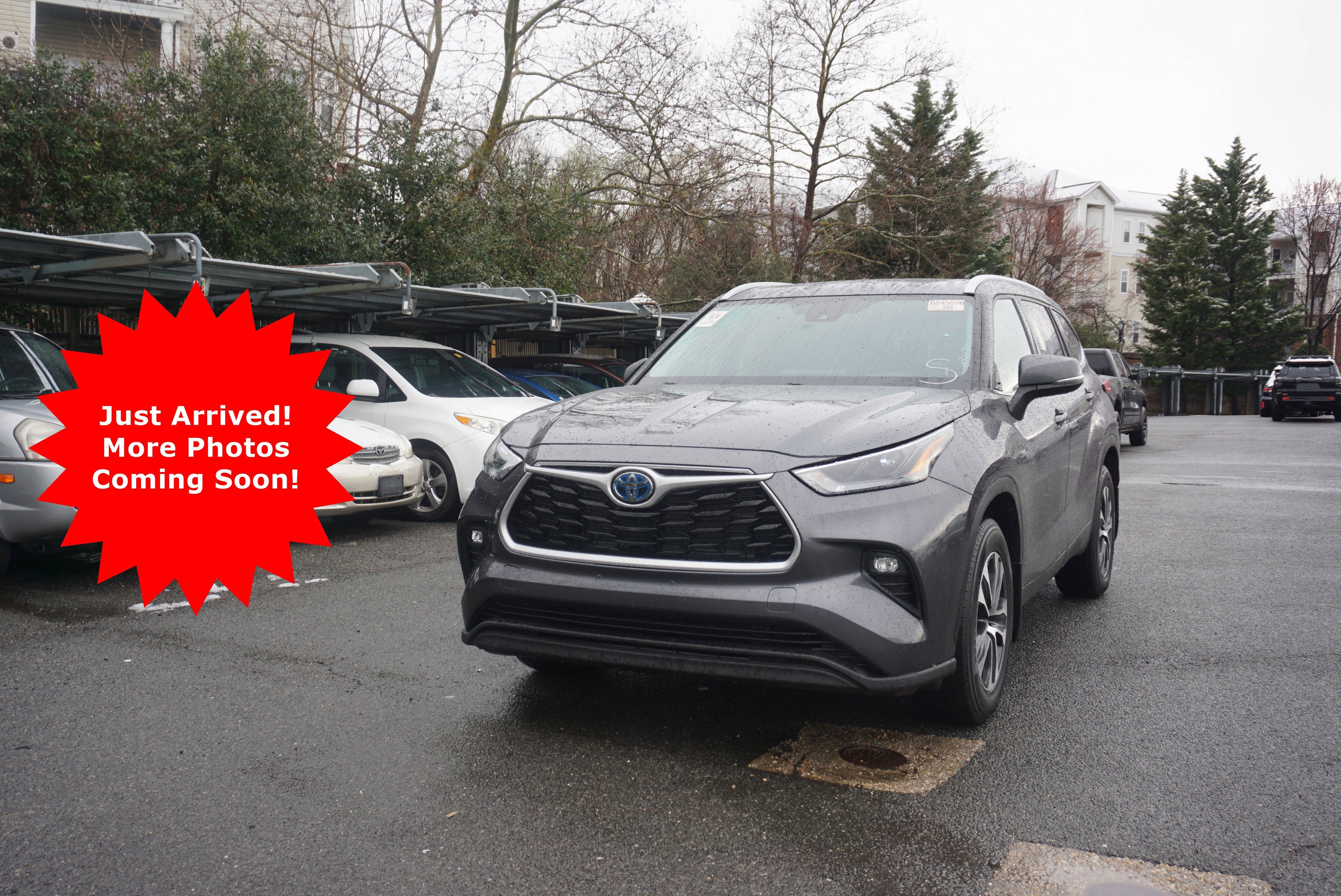 2022 Toyota Highlander Hybrid XLE