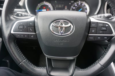 2022 Toyota Highlander Hybrid XLE