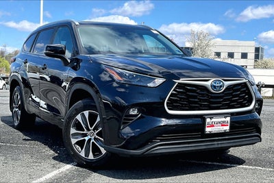 2023 Toyota Highlander Hybrid XLE