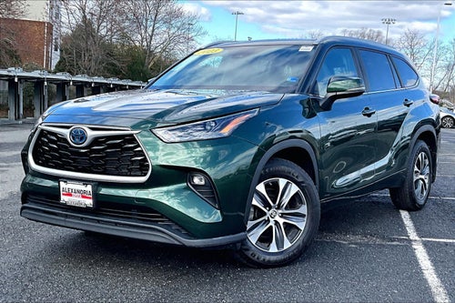 2023 Toyota Highlander Hybrid XLE