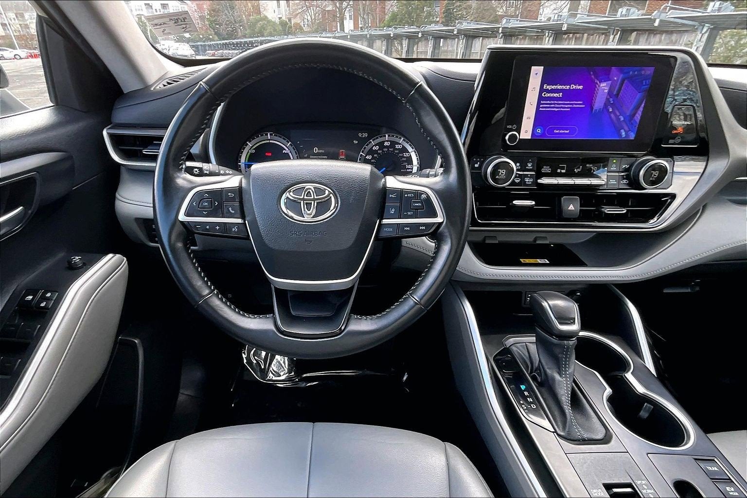 2023 Toyota Highlander Hybrid XLE