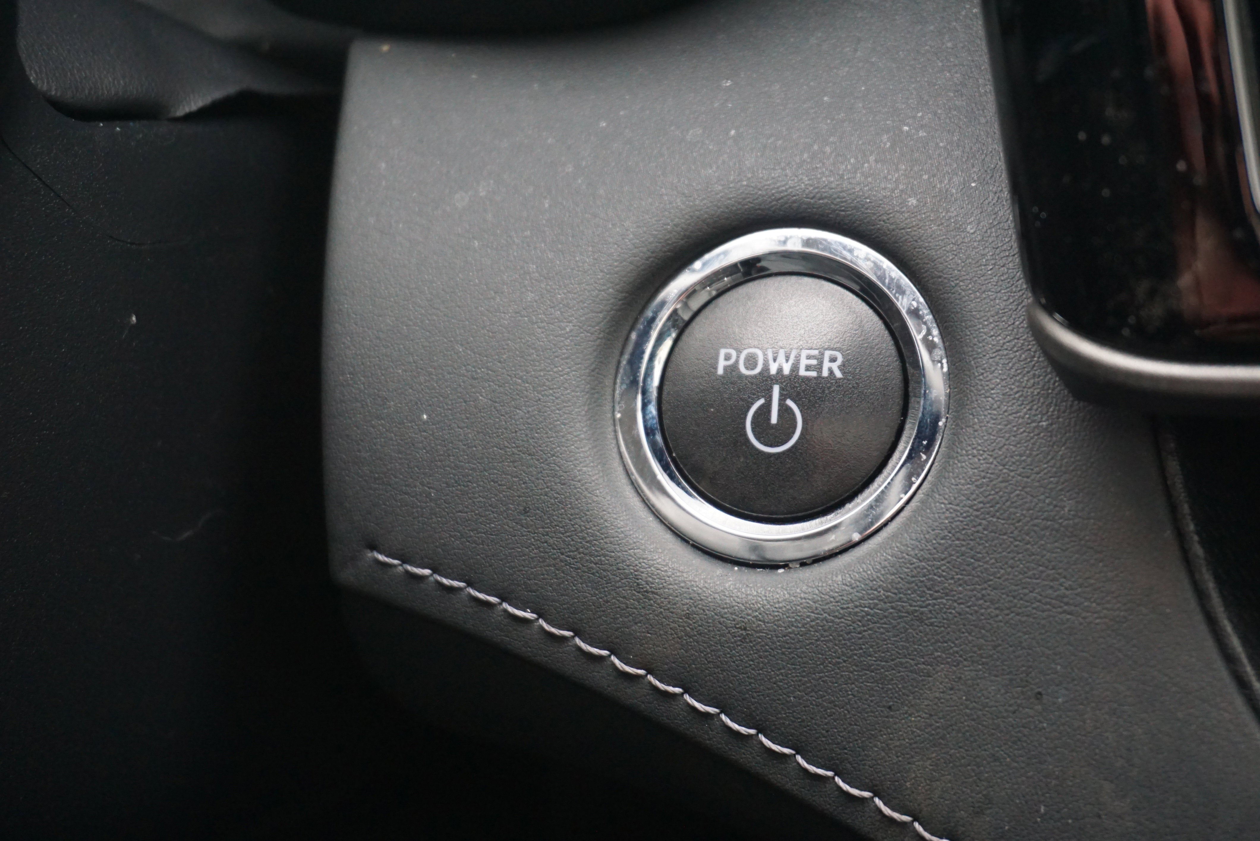 2023 Toyota Highlander Base