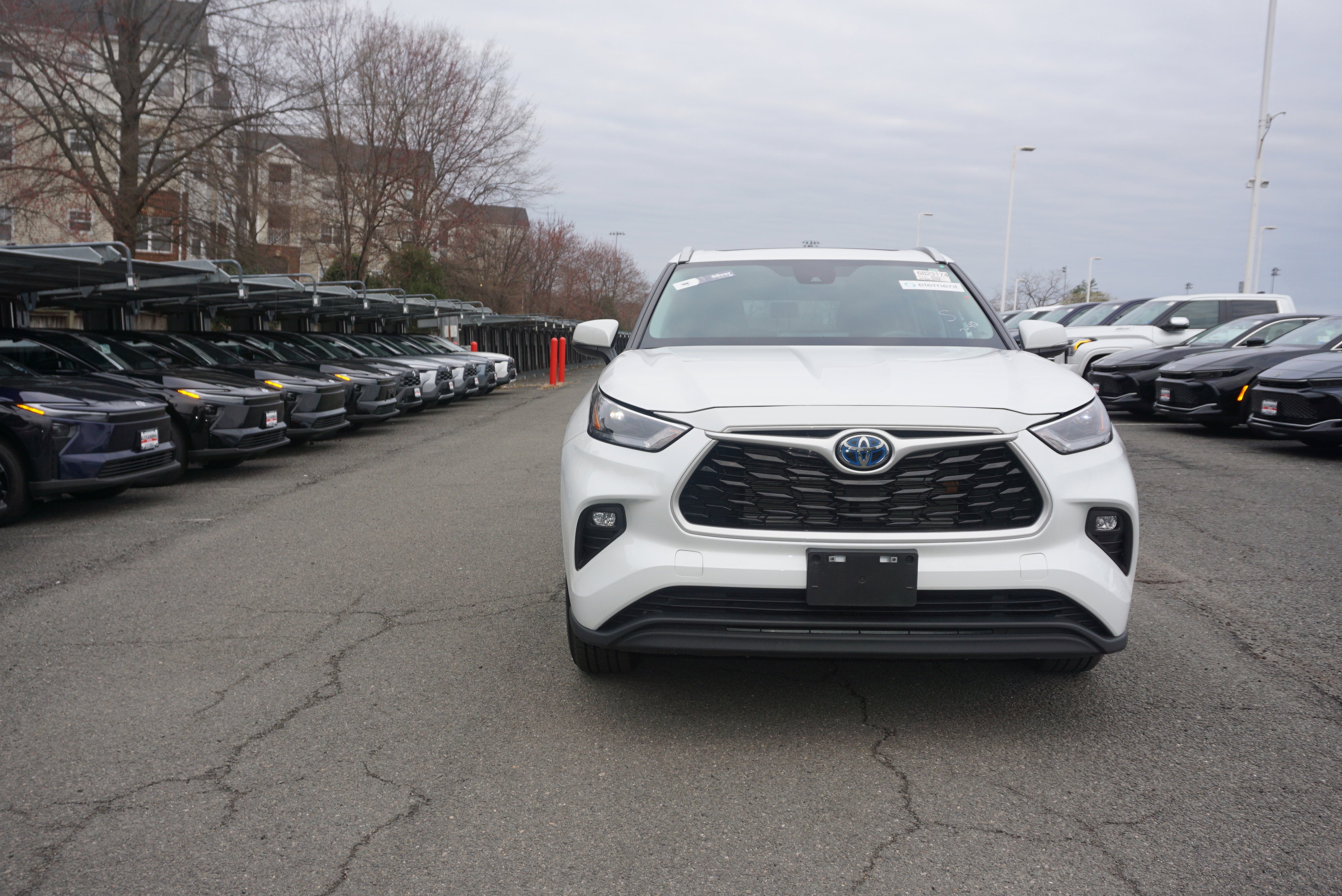 2023 Toyota Highlander Base