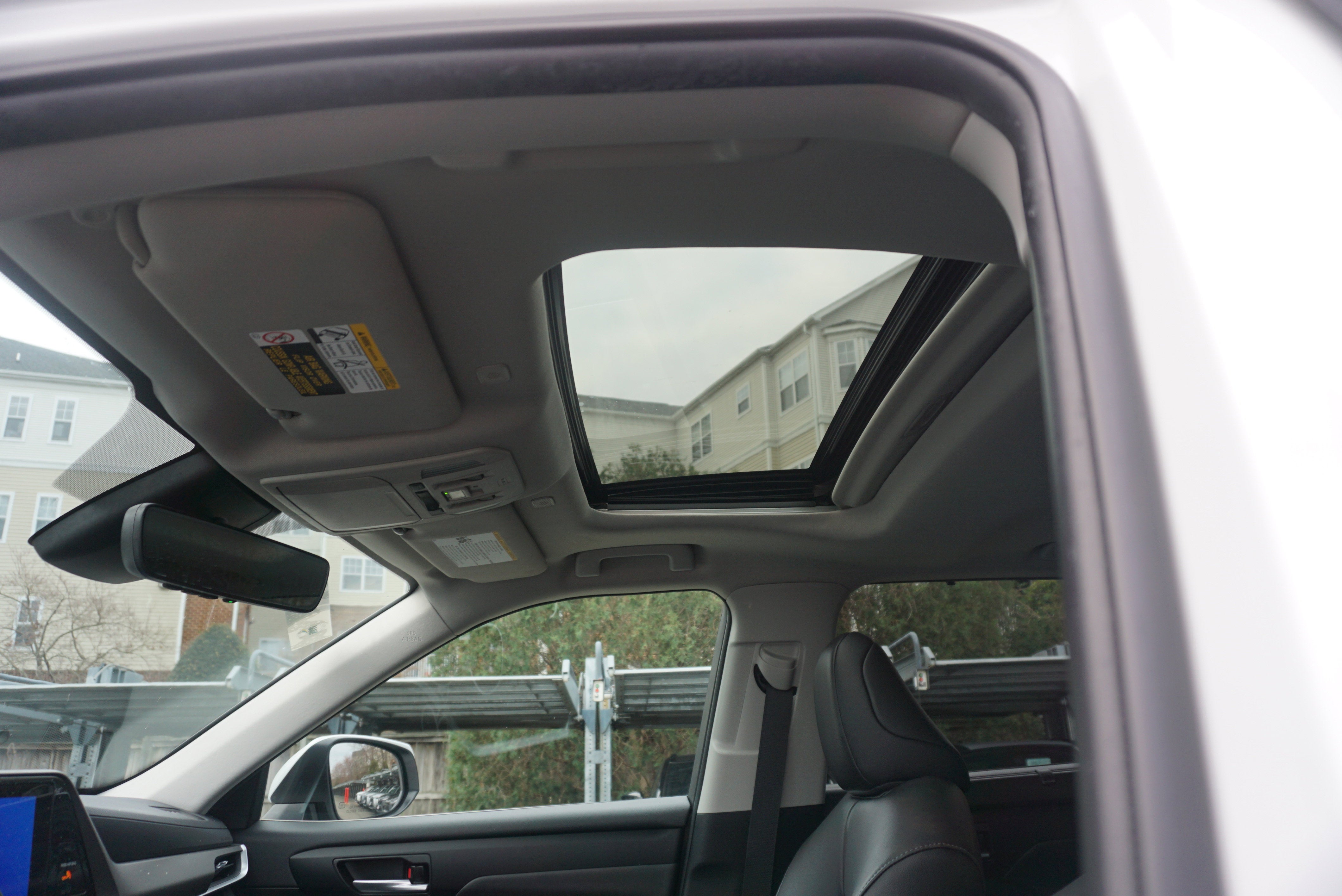 2023 Toyota Highlander Base