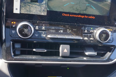 2023 Toyota Highlander Base