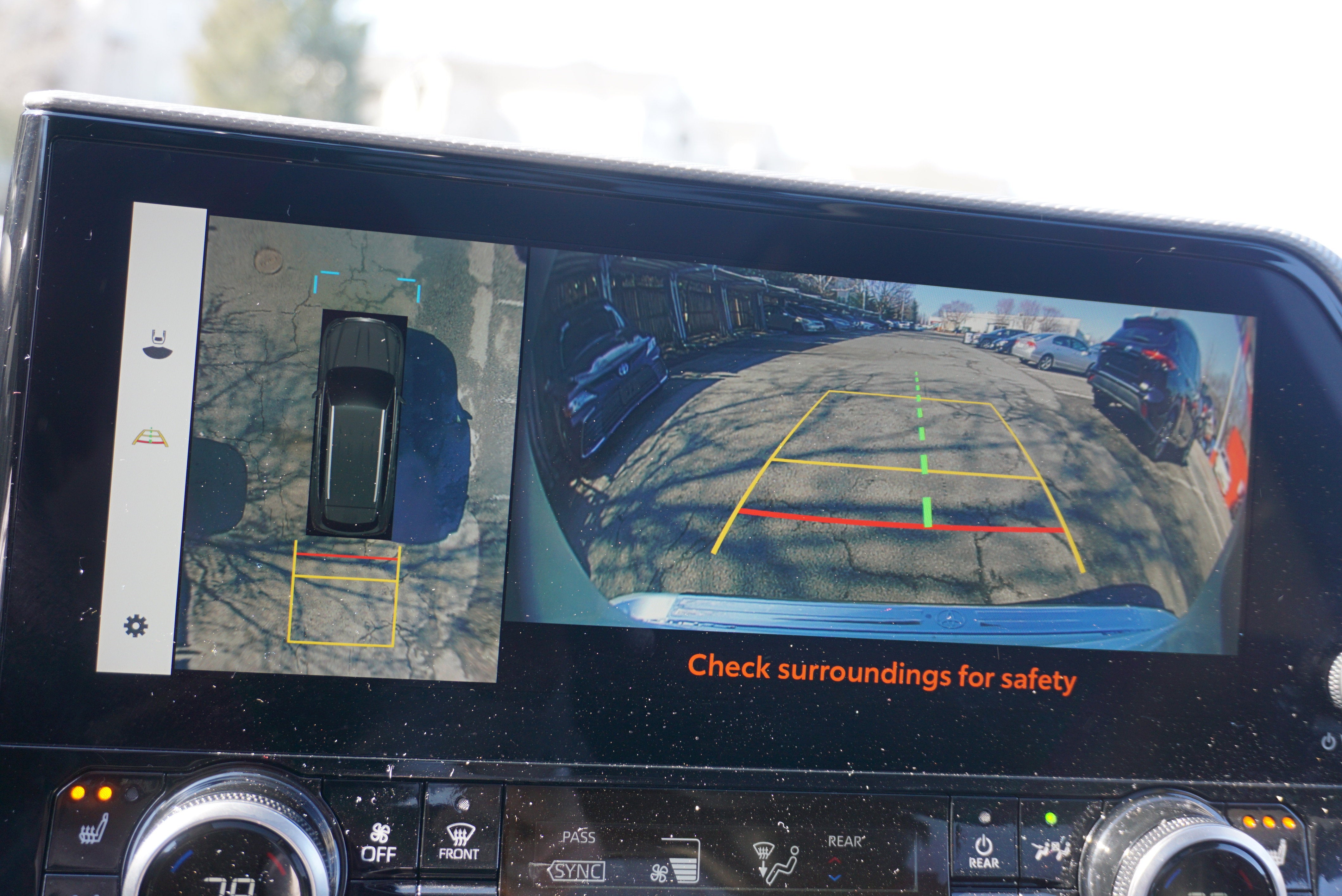 2023 Toyota Highlander Base