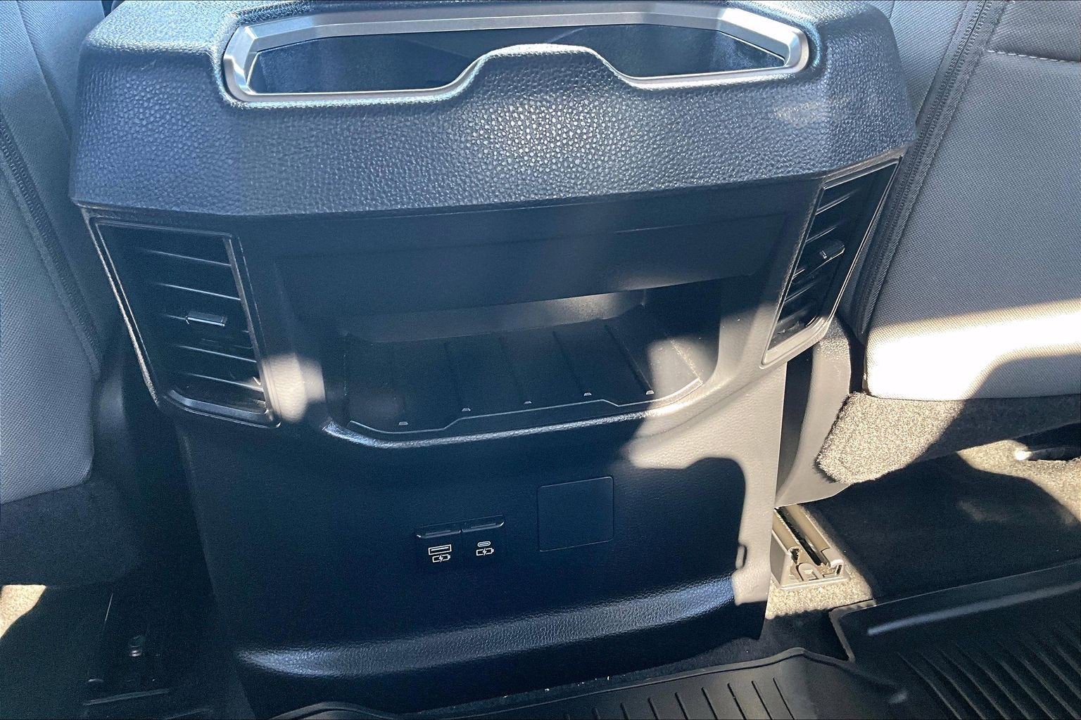 2024 Toyota Tundra 4WD SR5