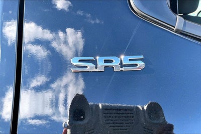 2024 Toyota Tundra 4WD SR5